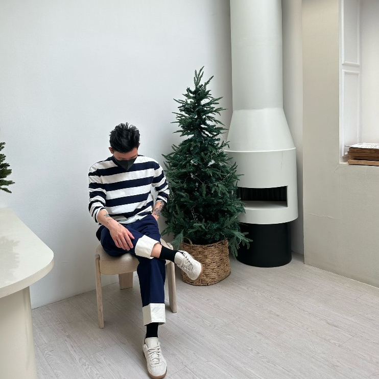 Thun tay dài sọc xanh