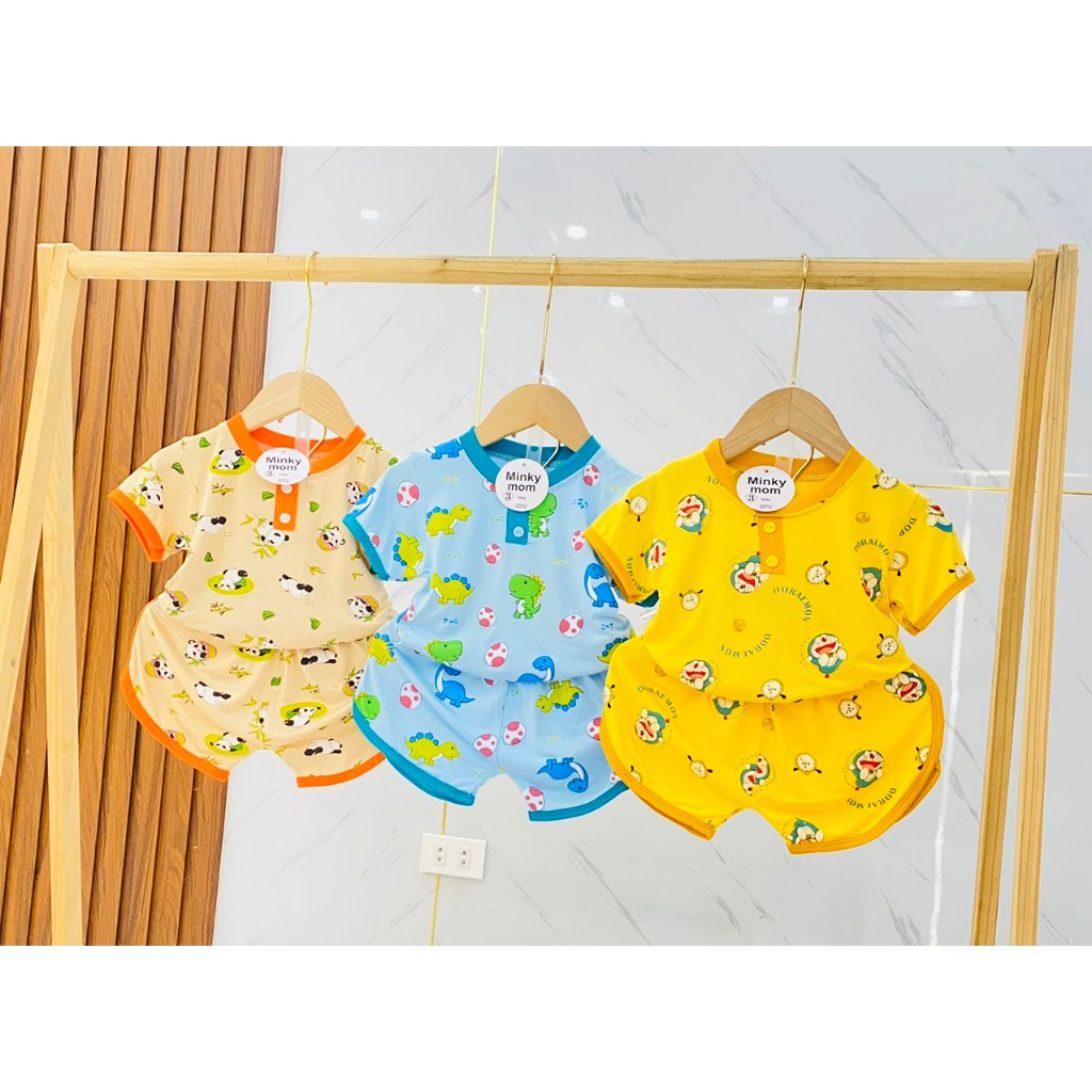 Bộ Cộc Tay MinKy Mom Cúc Cổ Áo Và Quần Viền In Tràn Hình Thun Lạnh Cho Bé