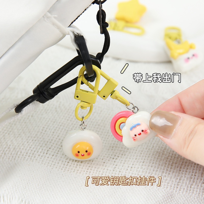 Móc khóa treo balo gắn charm họa tiết hoạt hình dễ thương