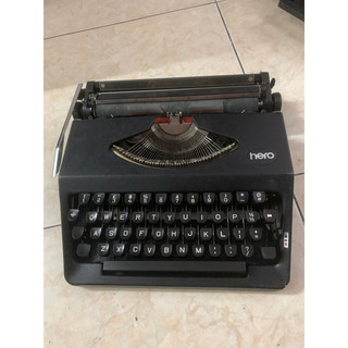 Máy đánh chữ cổ điển