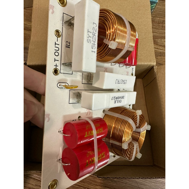 Phân tần 2 đường tiếng 1bass+1trelb cho loa công suất