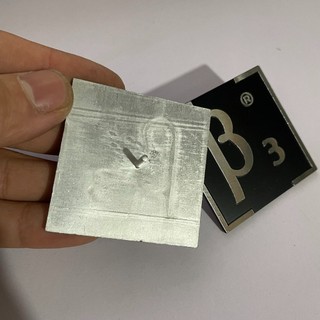 Tem dán thùng loa logo B3: 2 cái