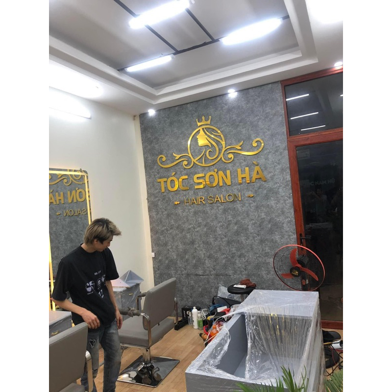 Logo Alu Gương Vàng Trang Trí Dán Tường,Trang Trí Cửa Hàng-Chữ Mica Alu Nổi Hắt Sáng. PA.Decorhanoi