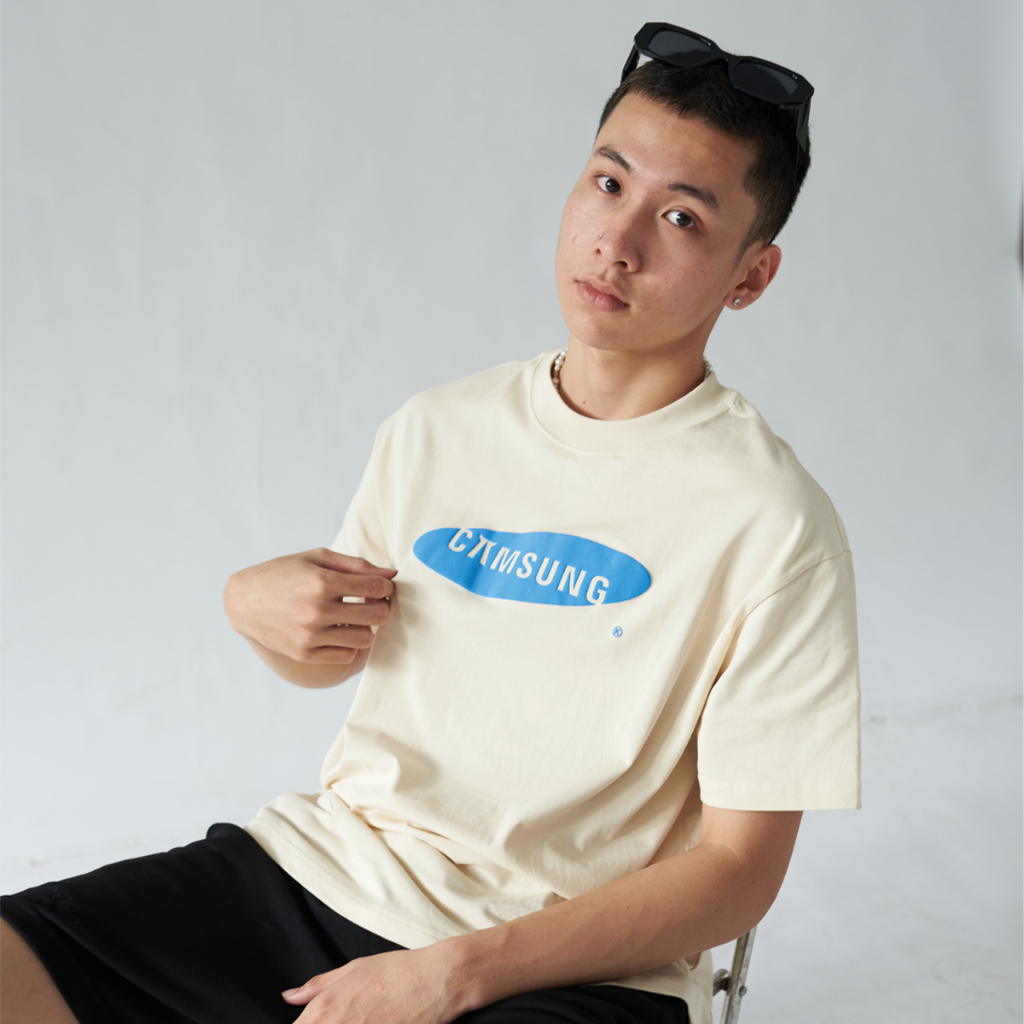 Áo thun Cắm Sừng - Kimocheese tay ngắn màu trắng kem 100% cotton cổ tròn | Chính hãng