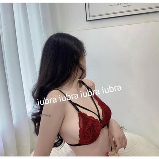 Áo lót dây chéo, bra mút mỏng nhẹ, mút độn.