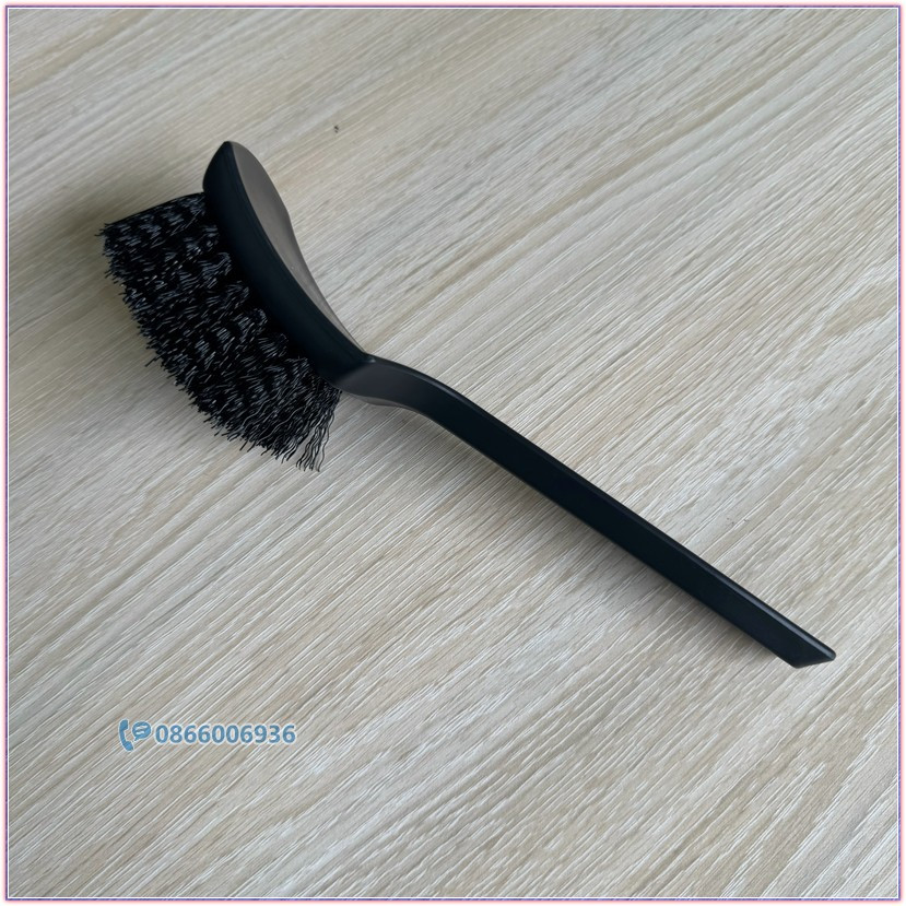 Bàn chải vệ sinh lốp xe ô tô nhỏ gọn dễ cầm nắm, màu đen 21cm