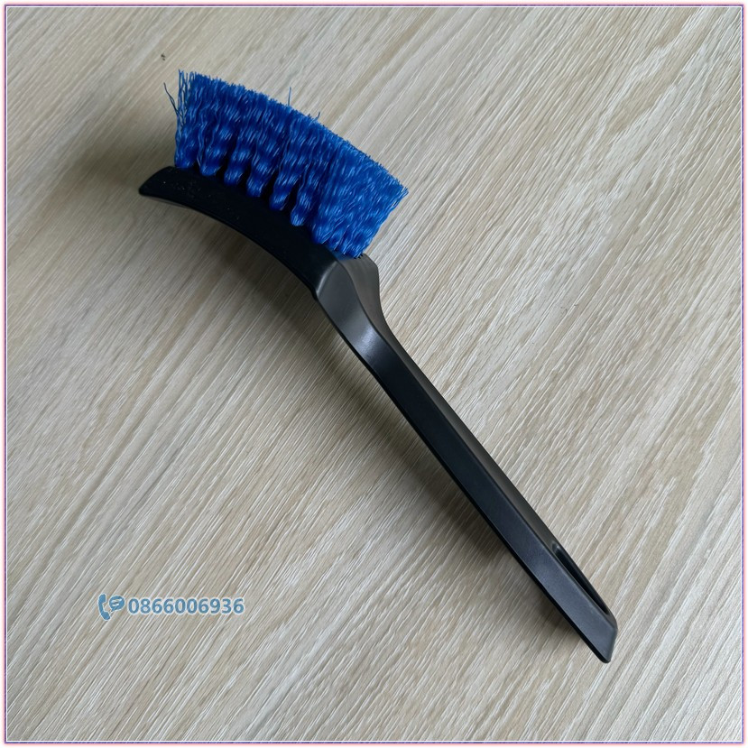 Bàn chải cọ rửa làm sạch lốp xe ô tô nhỏ gọn dễ cầm nắm, xanh đen 21cm