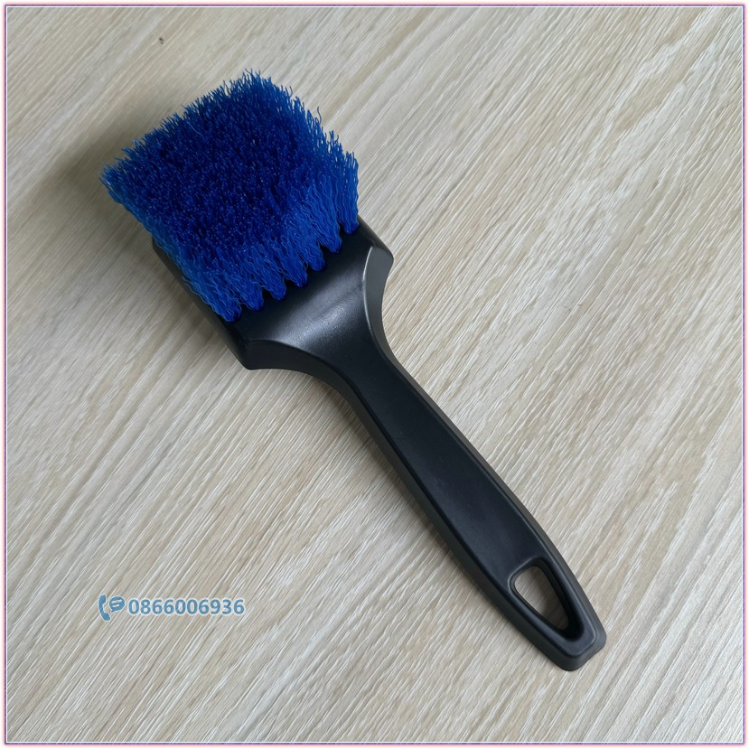 Bàn chải cọ rửa làm sạch lốp xe ô tô nhỏ gọn dễ cầm nắm, xanh đen 21cm