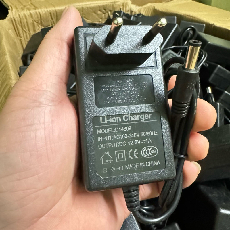 Sạc pin Lion 12.6V, Sạc khoan pin 12.6V