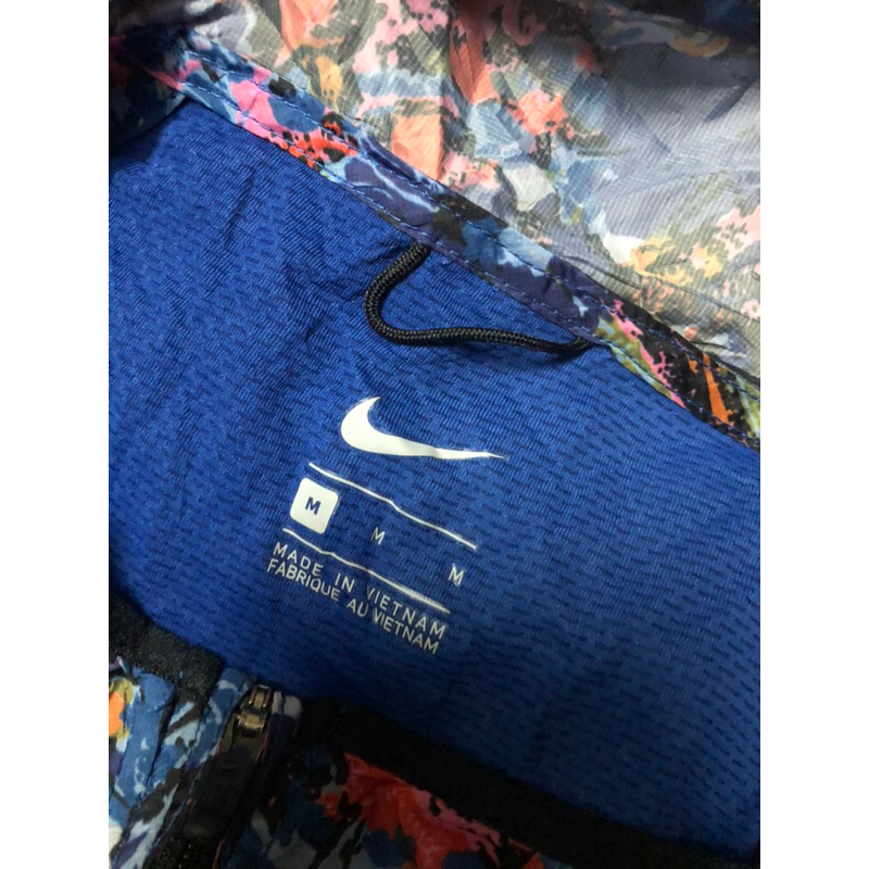 K034. Áo khoác thể thao unisex hiệu N.ke szM- 2hand