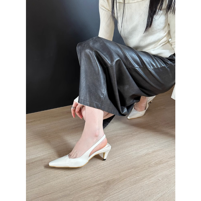 2024 Giày nữ mùa hè hở gót thấp trơn bóng basic, Giày cao gót trơn kiểu Pháp mũi nhọn gót cao vừa quai hậu