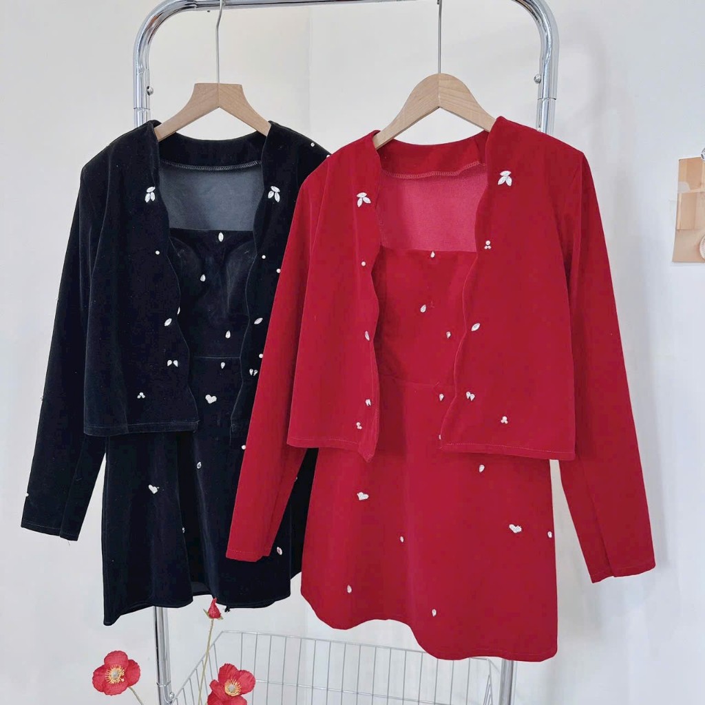 Set đầm 2 dây xòe đính tag đá mix áo khoác chất nhung