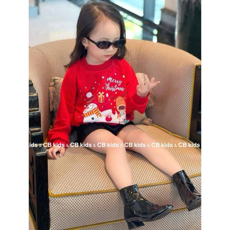 Áo nỉ đỏ Noel cho bé trai và bé gái. Áo giáng sinh 2023 có thể kết hợp với nhiều loại quần, chân váy. Size 10-30kg.