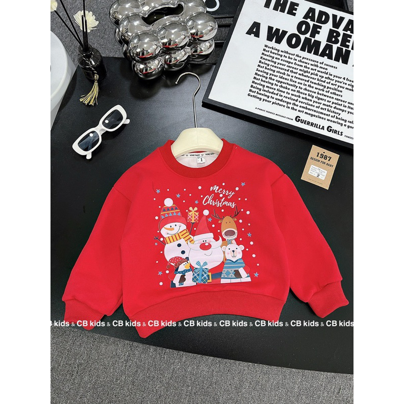 Áo nỉ đỏ Noel cho bé trai và bé gái. Áo giáng sinh 2023 có thể kết hợp với nhiều loại quần, chân váy. Size 10-30kg.