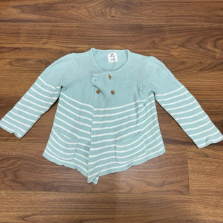 Thanh lý áo len cho bé 12-18m mất cúc