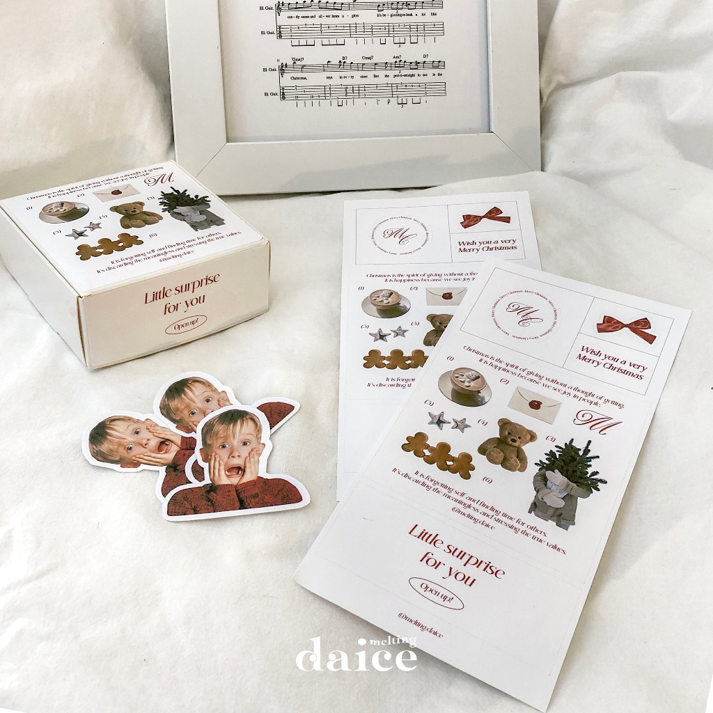 Daice || 'MC' giftbox - hộp quà trang trí size nhỏ và móc khoá quà tặng phiên bản giáng sinh