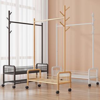 Kệ Treo Quần Áo Mẫu Mới Có Giỏ Đựng Đồ, Giày Dép, Quần Áo Có Bánh Xe Di Chuyển Tiện Lợi