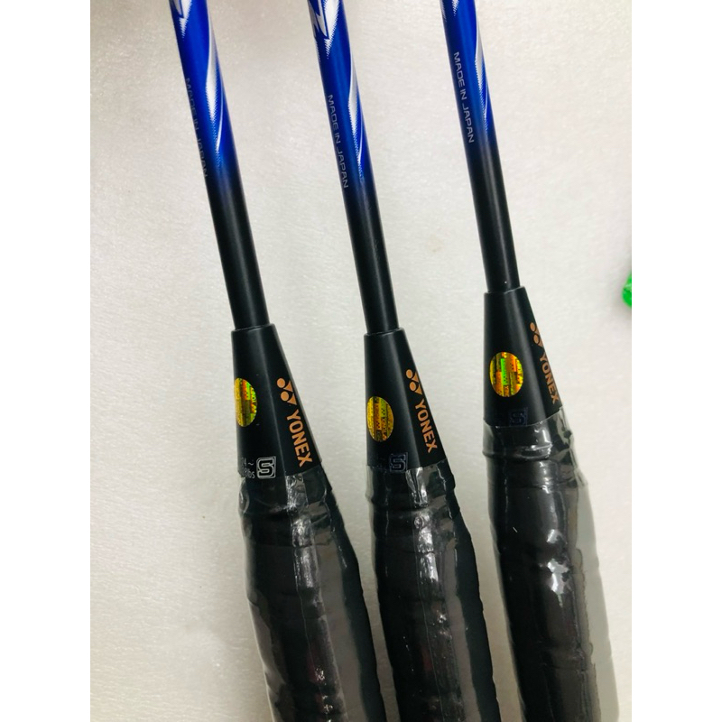 Vợt cầu lông yonex astrox100zz khung carbon siêu nhẹ