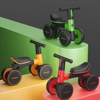 Xe chòi chân cho bé 1 tuổi đến 3 tuổi Xe đẩy chân 4 bánh có nhạc đèn phát sáng cho trẻ