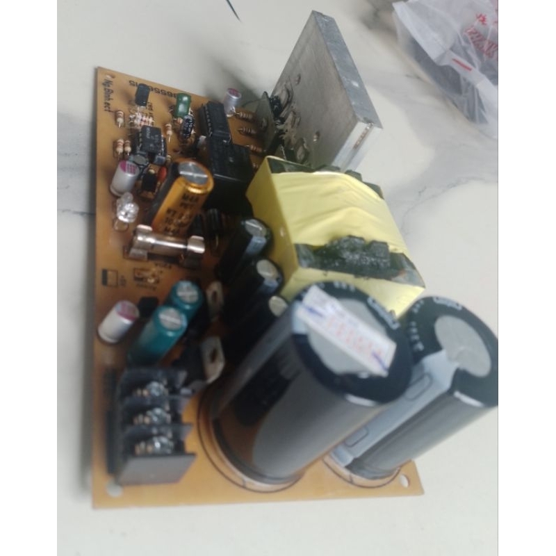 Boost áp acquy 12V lên 45+_ cho công suất amply, loa kéo