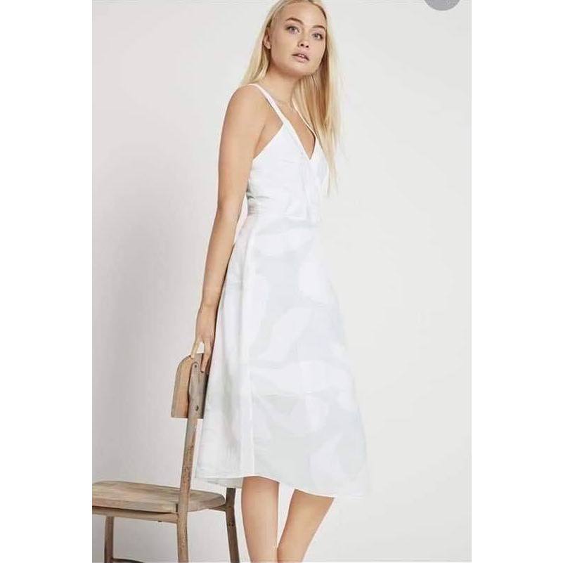 Đầm BCBG xuất xịn