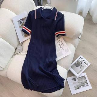 Đầm len xanh đen xuất