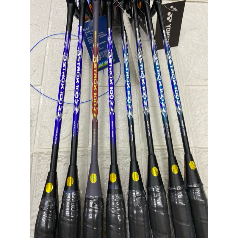 Vợt cầu lông Yonex 100zz khung carbon siêu nhẹ