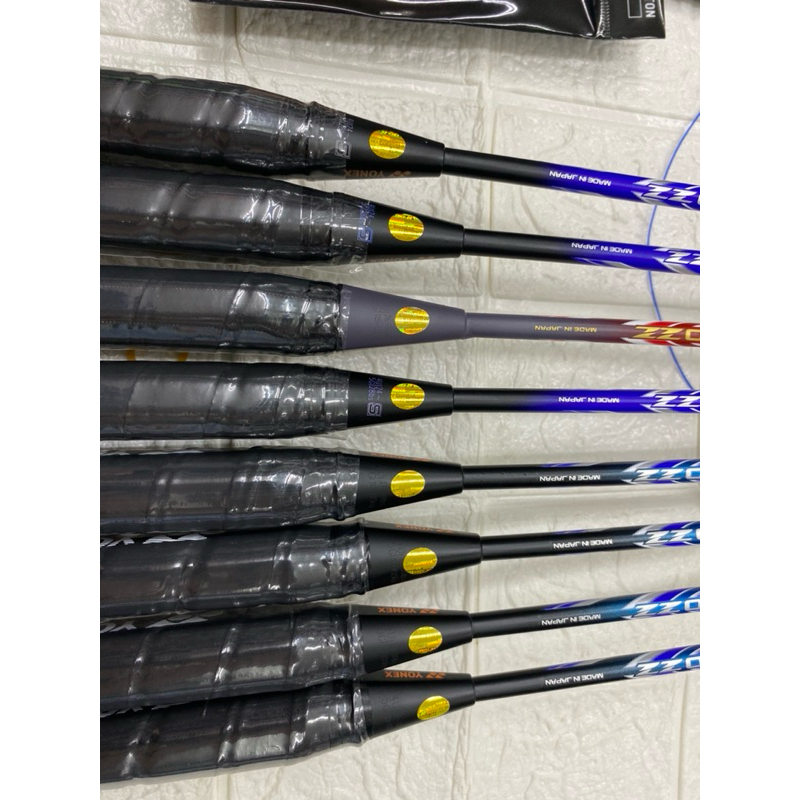 Vợt cầu lông Yonex 100zz khung carbon siêu nhẹ