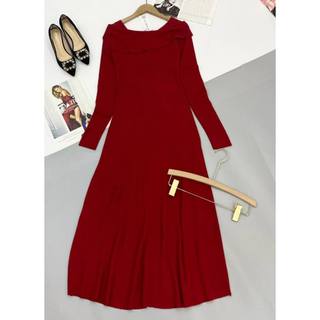 Đầm len cổ vuông midi 2 màu đỏ đen V2881 Aholic