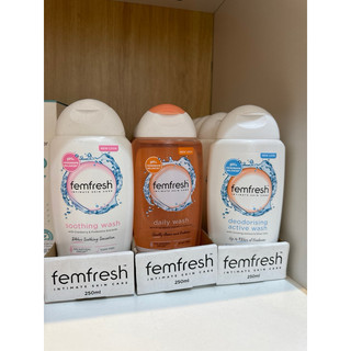 Dung dịch vệ sinh phụ nữ Femfresh Úc