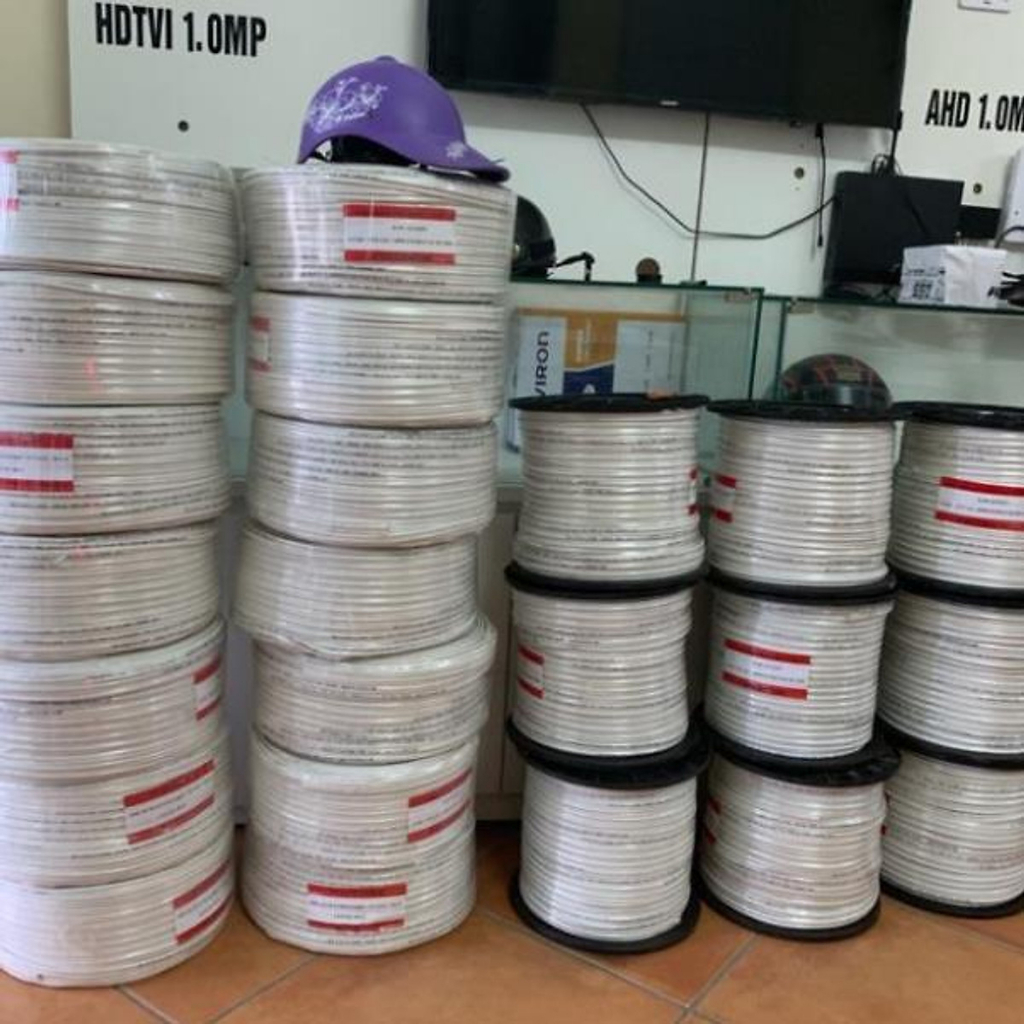 Cáp đồng trục SINO có bọc bạc chống nhiễu, dây cáp dùng để kết nối tín hiệu camera, dây cáp có lõi đồng nguyên chất