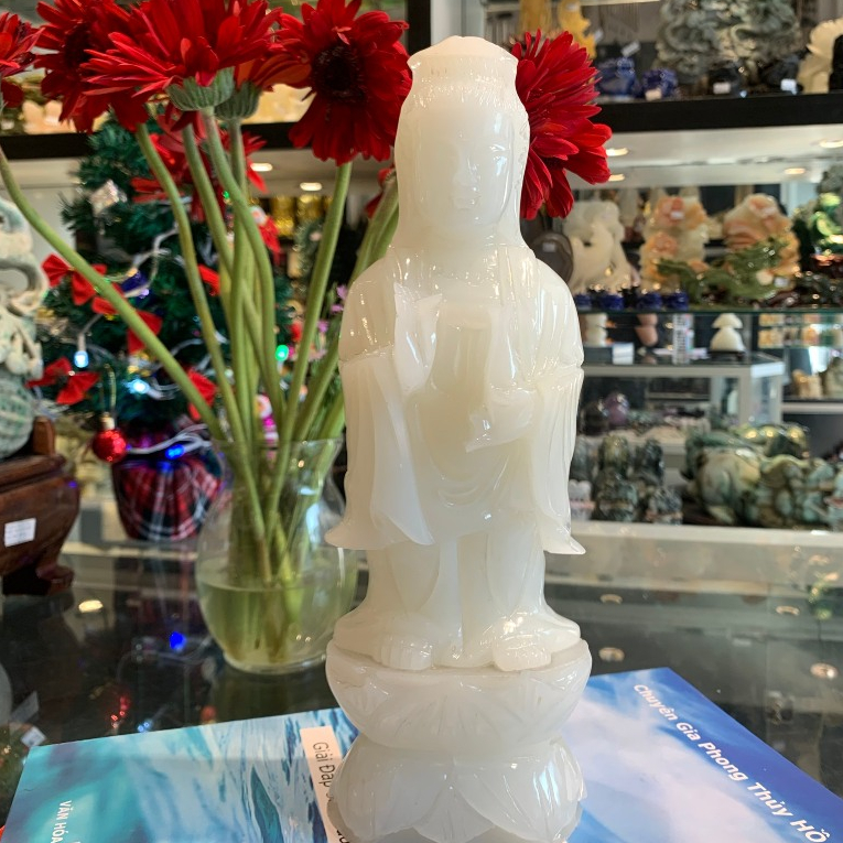 Tượng Phật Quan Âm Đứng Bạch Ngọc, Tượng Phật Quan Âm Trưng Bày Phong Thủy M180