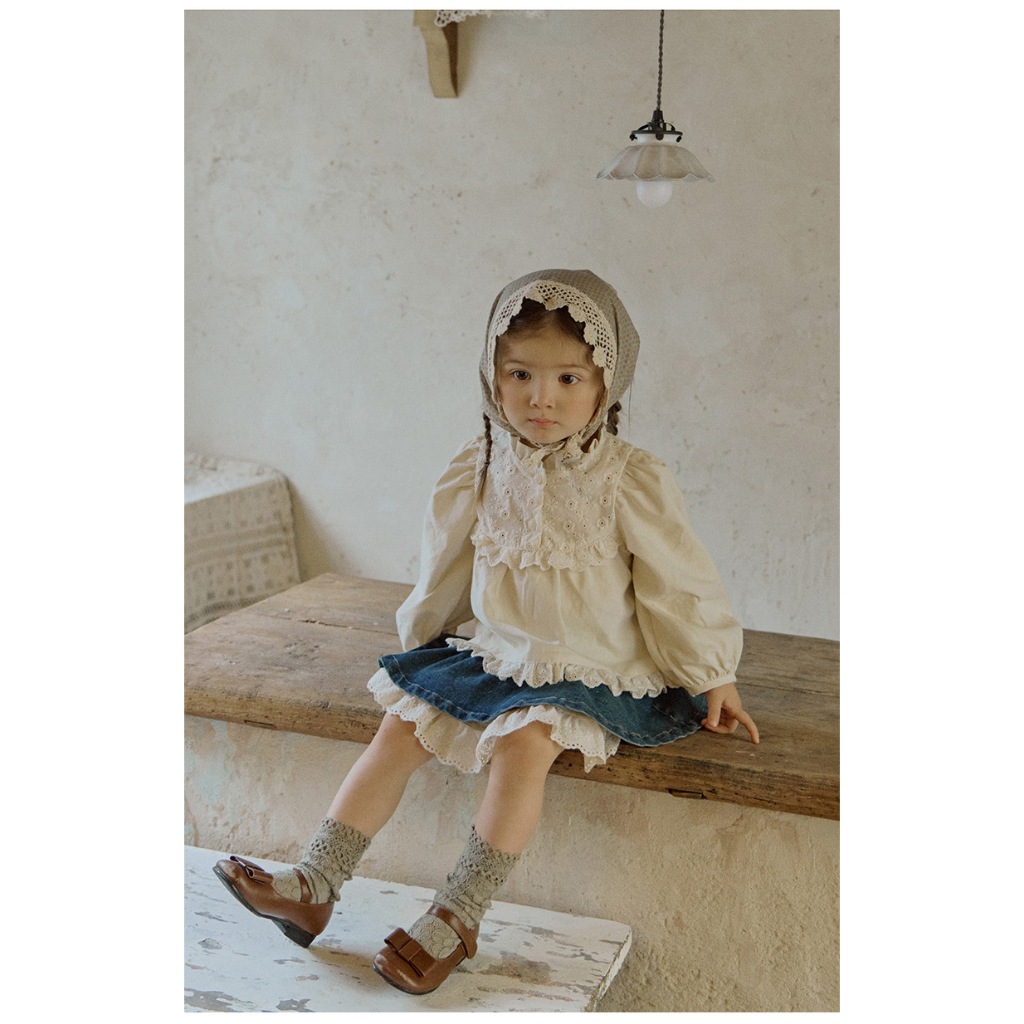 Áo sơ mi thô dày mix ren điệu đà cho bé AST010