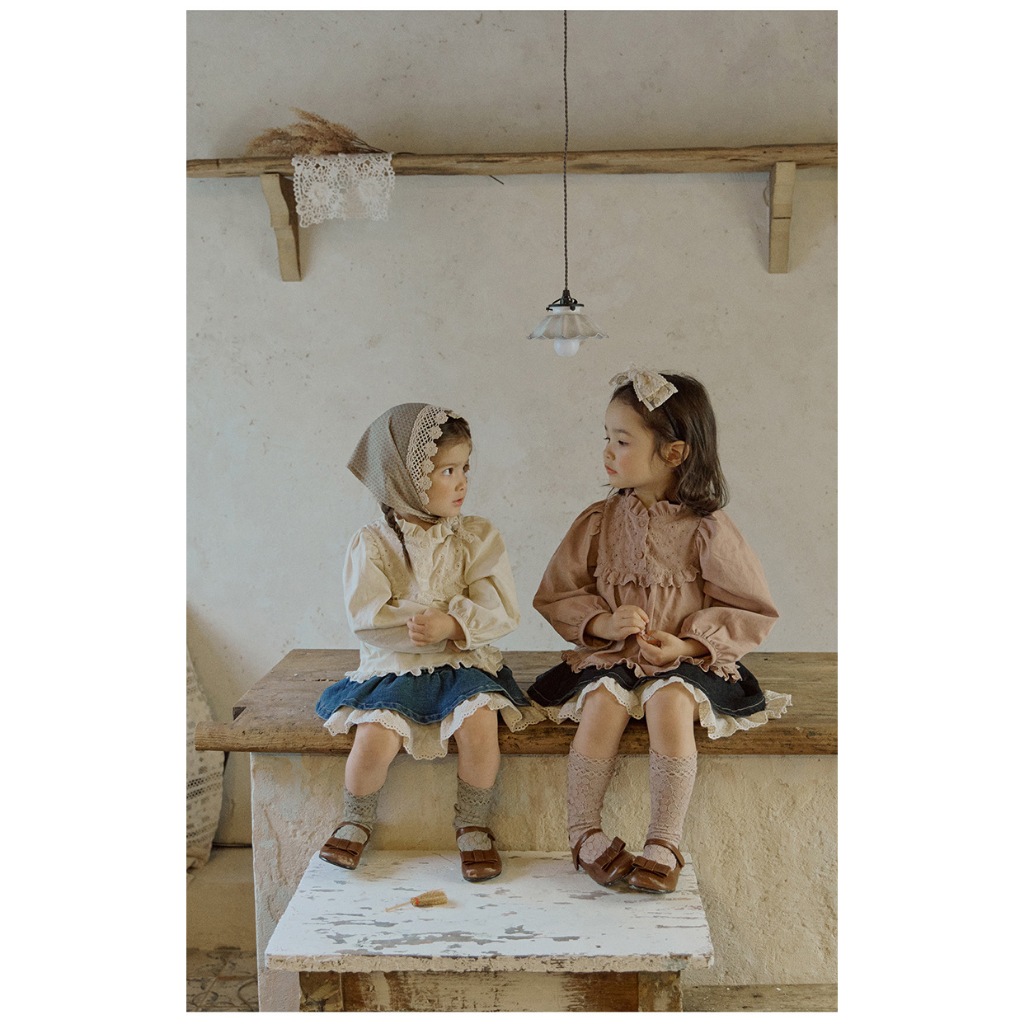 Áo sơ mi thô dày mix ren điệu đà cho bé AST010