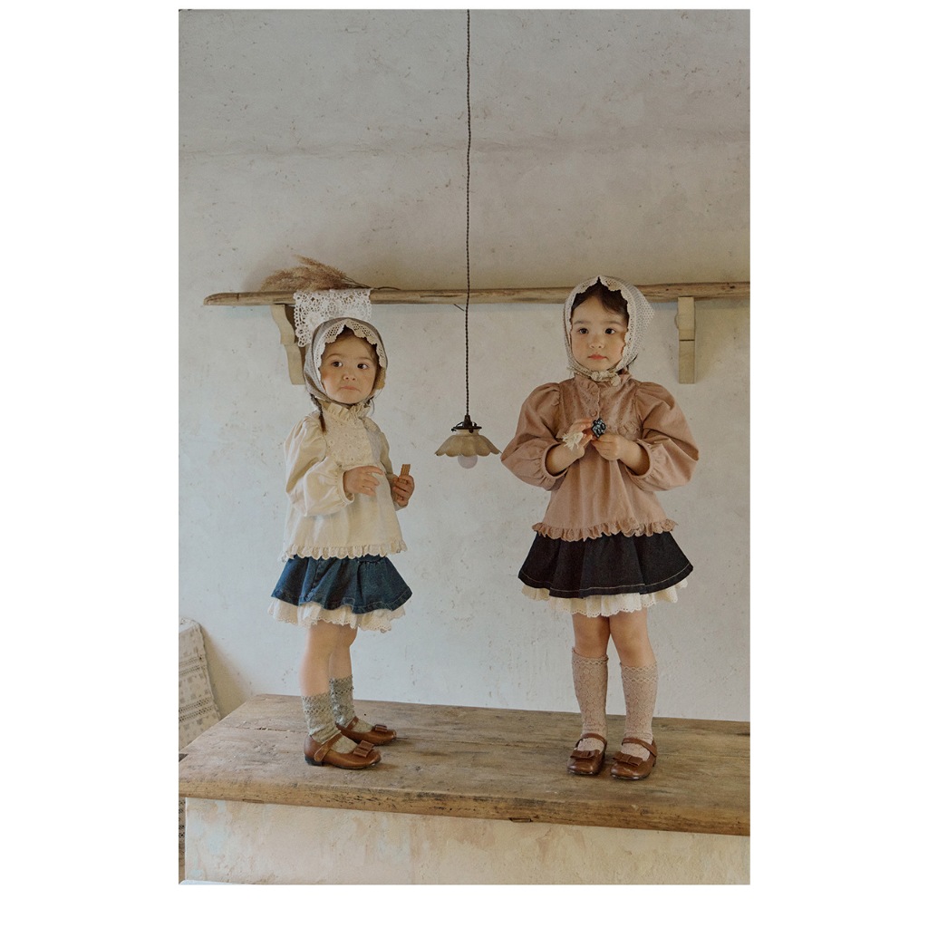 Áo sơ mi thô dày mix ren điệu đà cho bé AST010