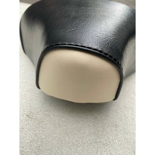 YÊN TRƯỚC XE CUB 78 - 79 ( TRẮNG ĐEN )