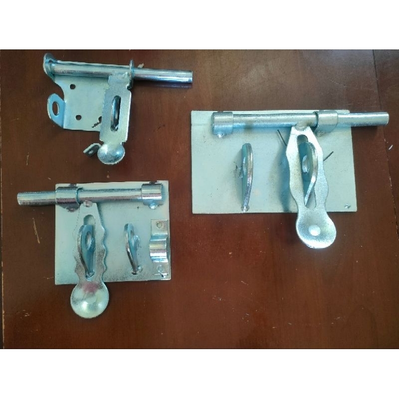 Chốt ngang cửa cổng