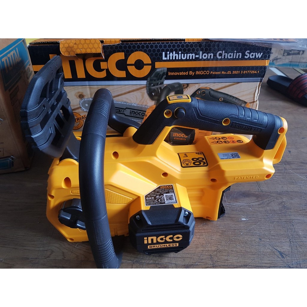 Máy cưa xích, cưa cây 900W 12''/30cm Brushless dùng pin 20V Ingco CGSLI20128