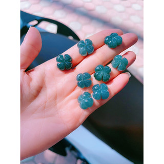 Cỏ 4 lá lam ngọ…c