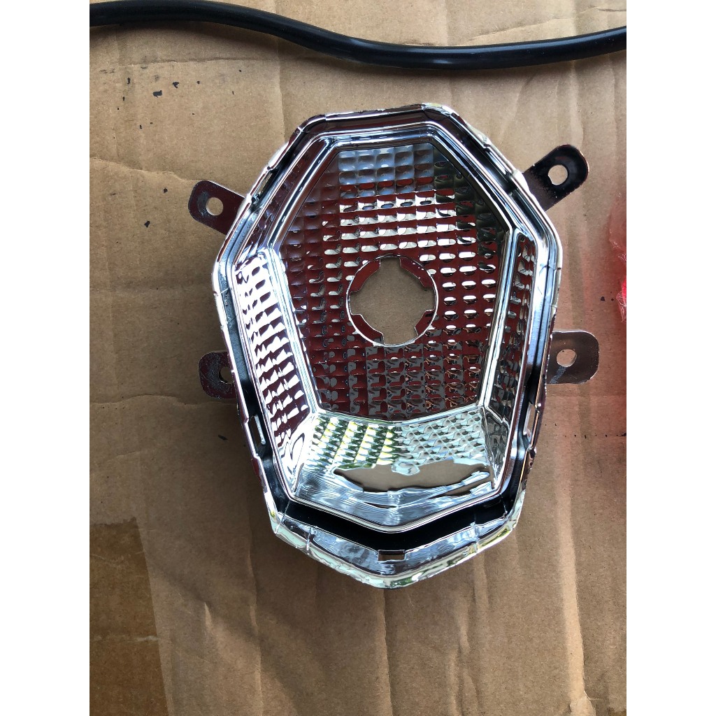 Đèn hậu xmen 3 chi tiết bán lẻ