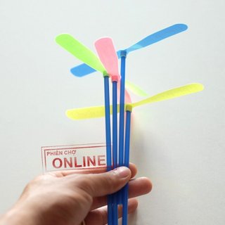 100 cái chong chóng tre, Đồ Chơi Trẻ Em Ngoài Trời