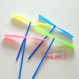 100 cái chong chóng tre, Đồ Chơi Trẻ Em Ngoài Trời
