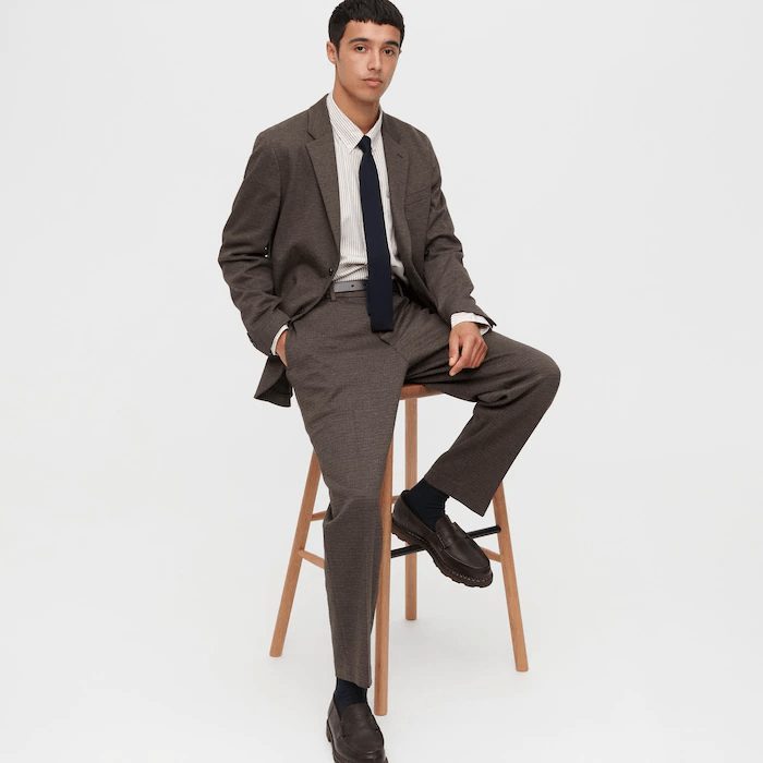 Blazer Uniqlo nam nâu