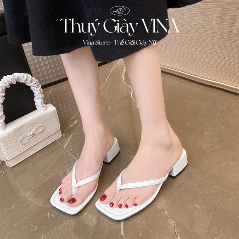 Dép nữ đế vuông 3-4 phân THUÝ GIÀY VINA, guốc cao gót nữ xỏ ngón màu trắng đen hot 2023 VINA STORE mã Z13