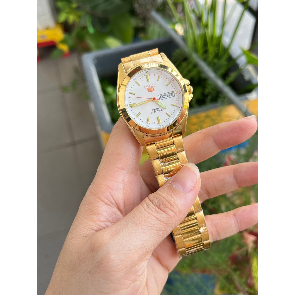ĐỒNG HỒ NAM HÀNG TRƯNG BÀY
