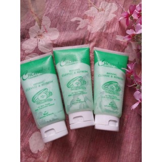 Com bo 3 típ rửa mặt đầy mới