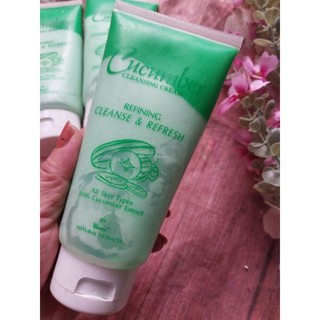com bo 3 típ rửa mặt đầy mới