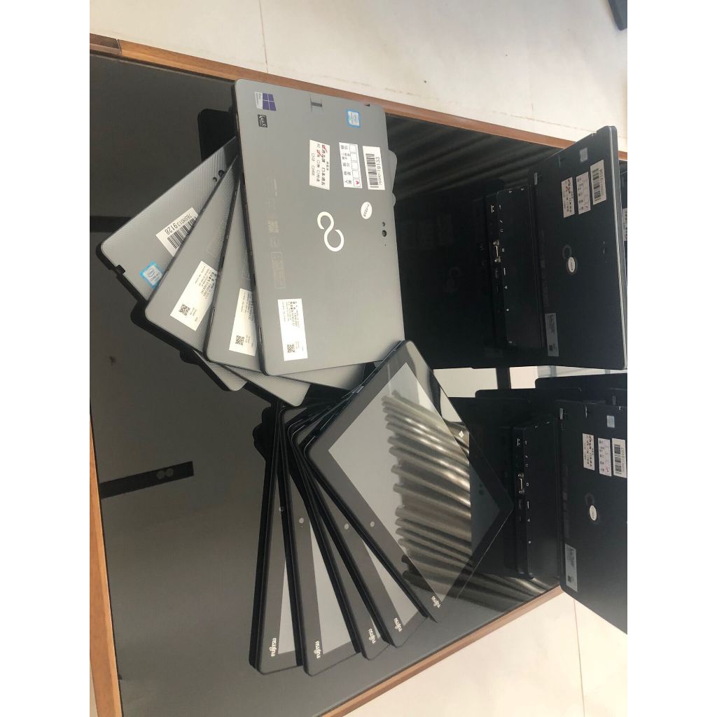 MÁY TÍNH BẢNG FUJITSU Q665 CORE M-5Y10 RAM 4G SSD 128G 11INCH FHD TOUCH