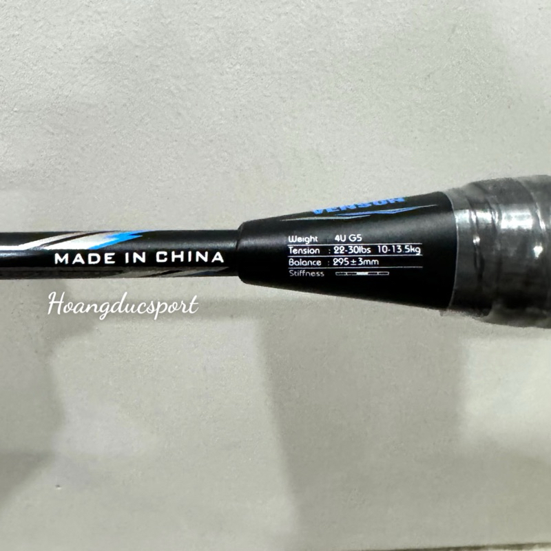 Vợt cầu lông VS Blade 7000,7100,7200,7300, tặng cước căng luôn 11kg màu ngẫu nhiên,tặng cuốn cán,tặng túi đựng vợt