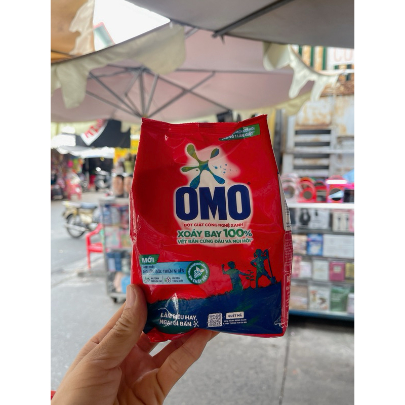 Bột giặt omo 380g .
